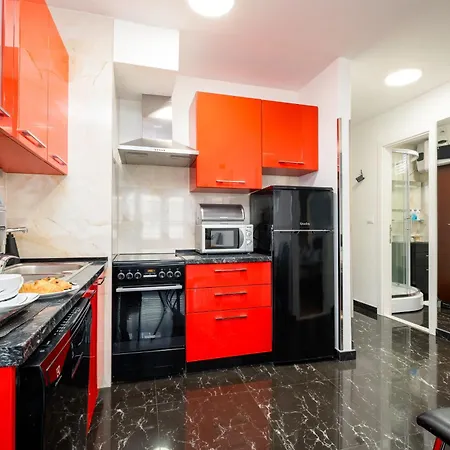 Theater Apartment *